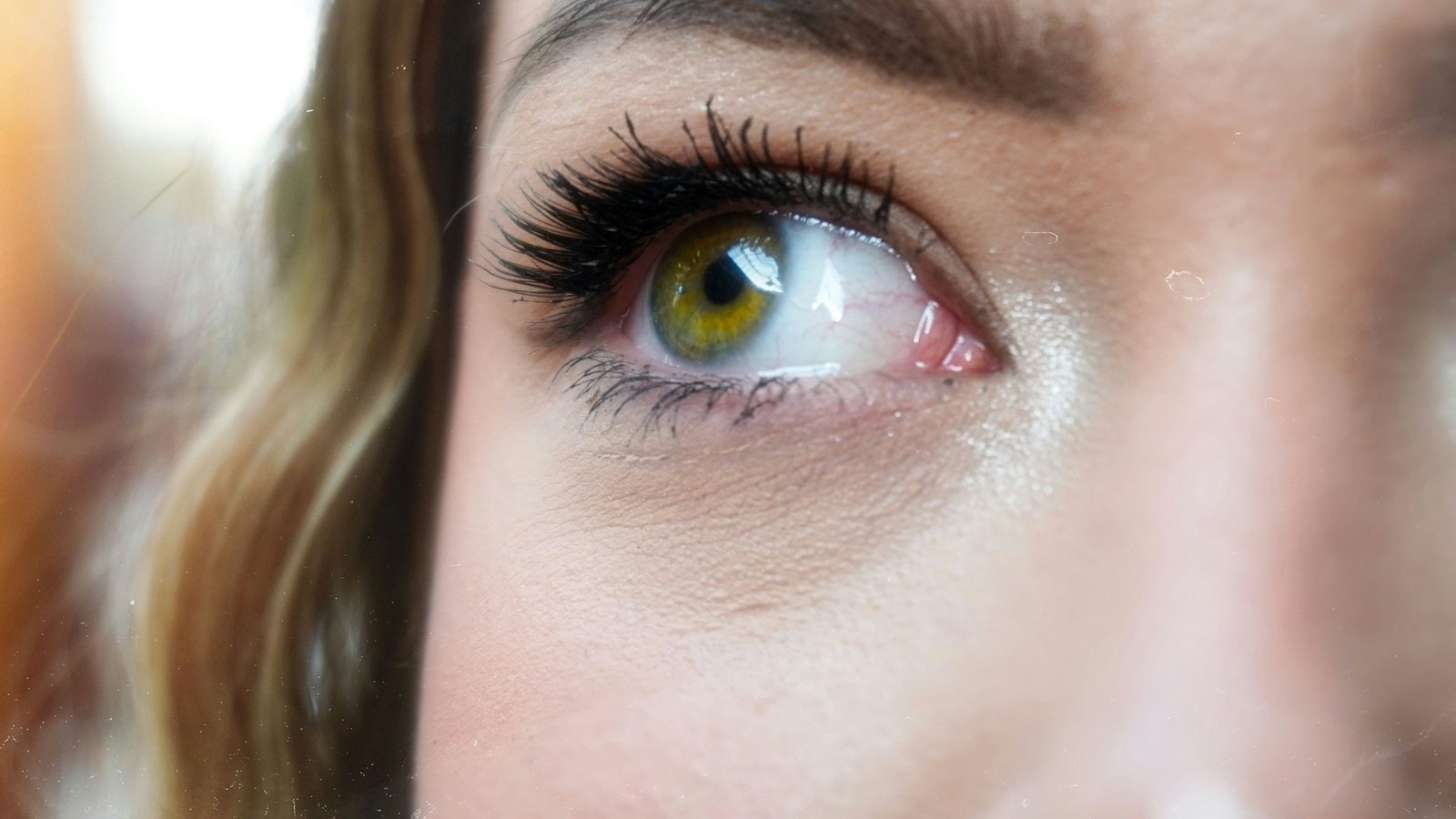 Wimpernpflege und Regeneration nach dem Entfernen von Extensions
