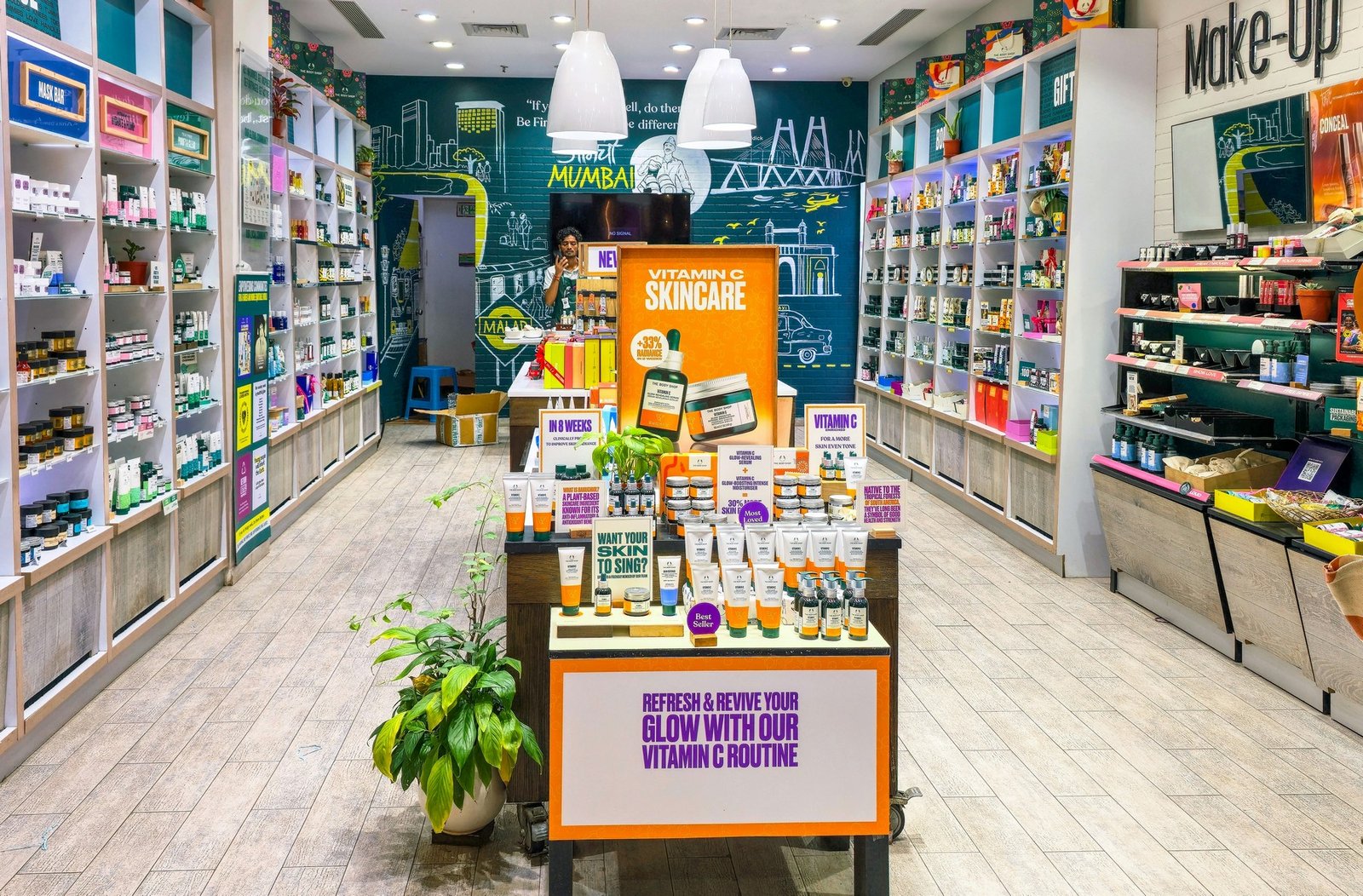 Remover-Produkte für Wimpernextensions in der Drogerie